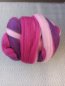 Merinowolle, spinnfertig gekmmt, Lila-Rosa-Tne 100g