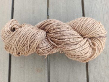 Wollgarn 8/4, 100g hellbraun pflanzengef�rbt